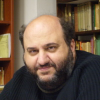 Vangelis Karamanolakis