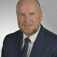 Yury P . Avvakumov