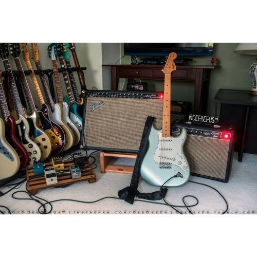 The new @atlasstands #amp stand is changing the way I hear my own #guitar playing. Just by angling the amp upward towards my ears, I can hear so much more “detail” in my playing, which is actually helping me practice more effectively.
The other...