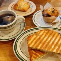 【駒場東大前】カントリーなお店で淹れたてコーヒー＆うまうまフード@GRATBROWN Roast and Bake【vol.502】