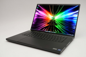 「Razer Blade 16」2024モデル実機レビュー = Core i9-14900HXとRTX4090に240Hz OLEDで最強だった!