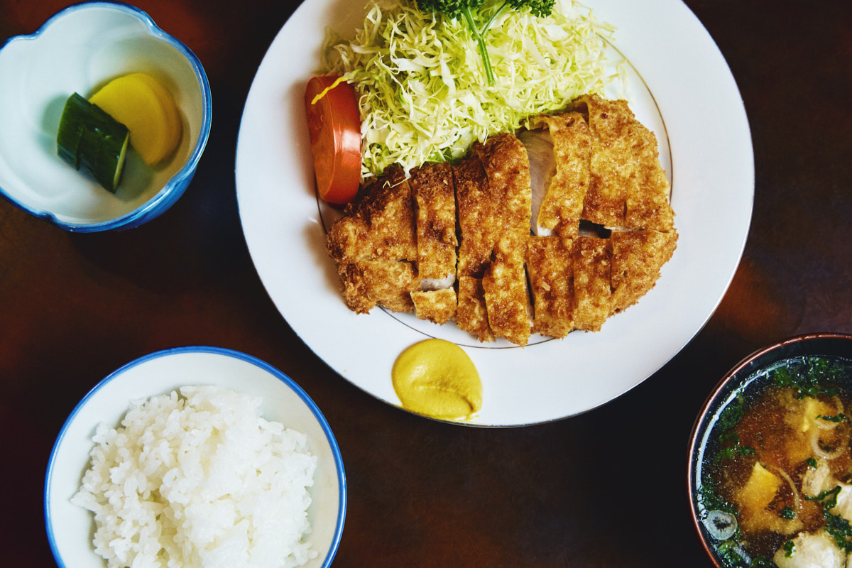 とんき_ロースかつ定食02