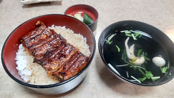 うな丼と肝吸い