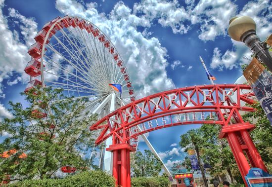 Navy Pier's Centennial Ferris wheel