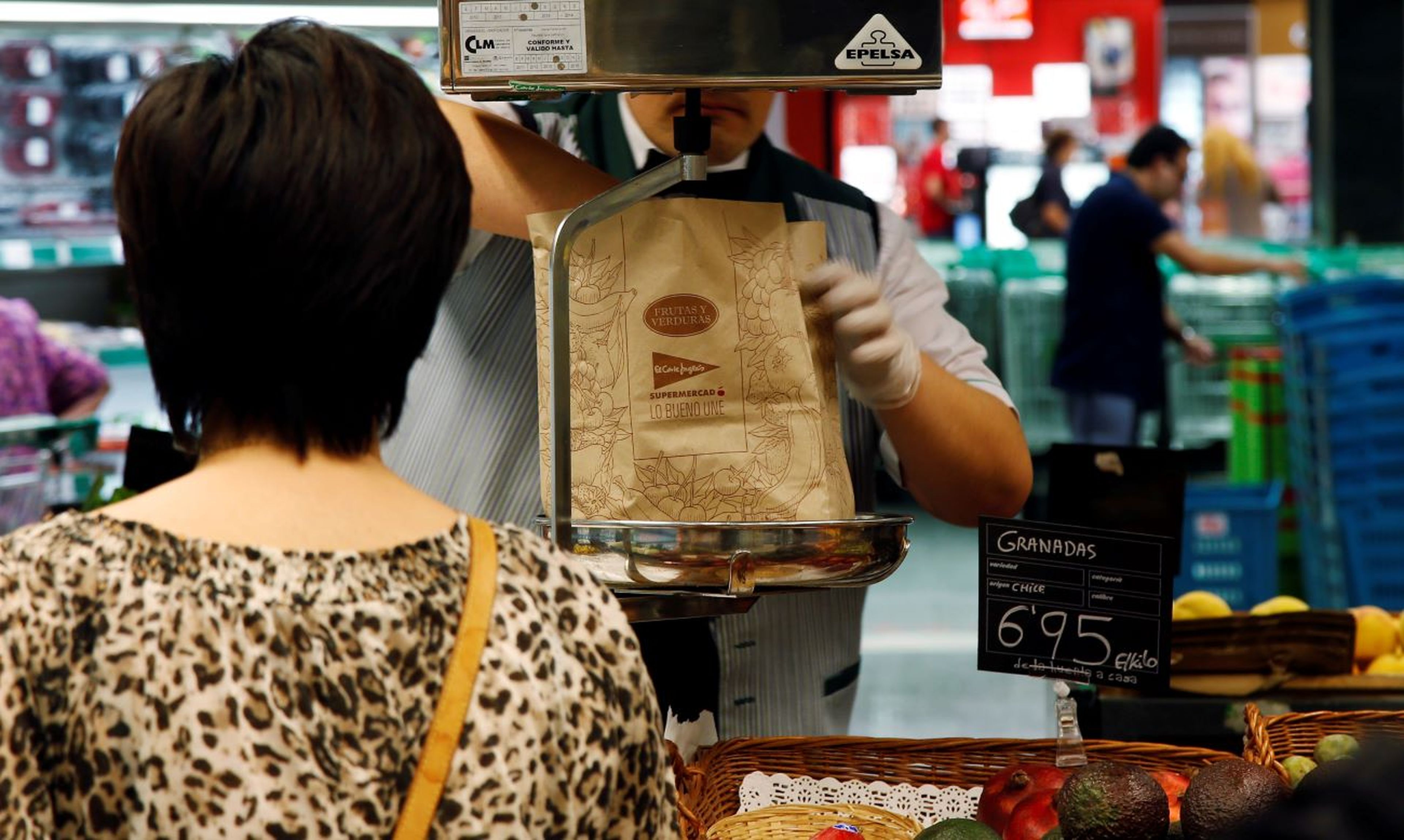 El Corte Inglés, trabajador, supermercado, frutería