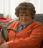 Mrs. Brown's Boys. Agnes Brown (Brendan O'Carroll). Copyright: BBC / BocPix