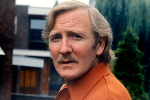 Casanova '73. Henry Newhouse (Leslie Phillips). Copyright: BBC