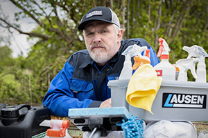 The Cleaner. Paul 'Wicky' Wickstead (Greg Davies)