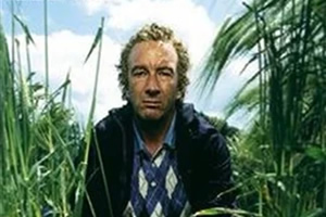 Grass. Billy Bleach (Simon Day). Copyright: BBC