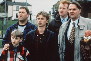 The Full Monty. Image shows from L to R: Nathan (William Snape), Dave (Mark Addy), Gaz (Robert Carlyle), Lomper (Steve Huison), Gerald (Tom Wilkinson)