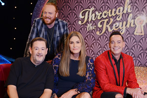 Through The Keyhole. Image shows from L to R: Johnny Vegas, Leigh Francis, Caitlyn Jenner, Craig Revel Horwood. Copyright: Talkback