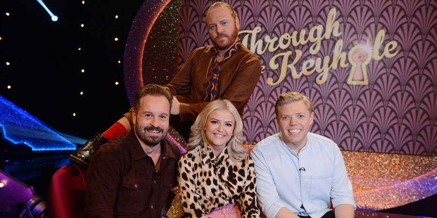 Through The Keyhole. Image shows from L to R: Alfie Boe, Leigh Francis, Lucy Fallon, Rob Beckett. Copyright: Talkback