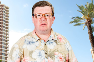 Benidorm. Clive Dyke (Perry Benson). Copyright: Tiger Aspect Productions