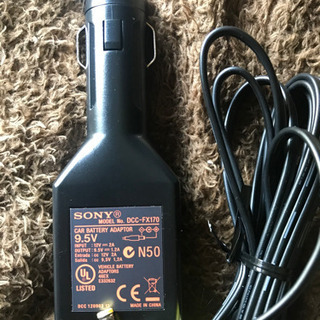 SONY  CAR BATTERY アダプター　9.5v 1.2A