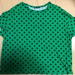 ZARAのTシャツ