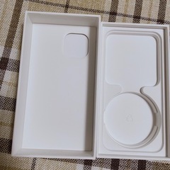 iPhone13 mini 空箱 ホワイトの画像