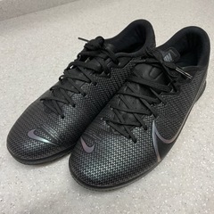 NIKE フットサルシューズ　26センチ