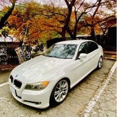 BMW 3シリース　320i