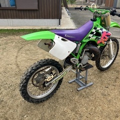 カワサキ　KX125 2ストエンジンレーサー車両