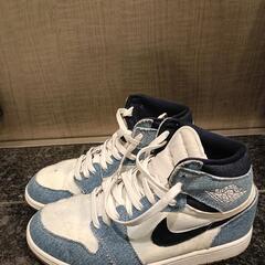 Nike①