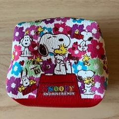 SNOOPY スヌーピー　　ミニマルチポーチ　ボールチェーン付き