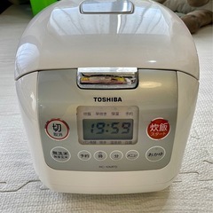 東芝　炊飯器