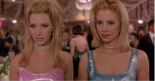 Lisa Kudrow and Mira Sorvino in 'Romy & Michele's High School Reunion'