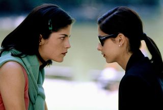 selma blair and sarah michelle gellar in Cruel intentions