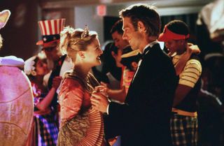 Drew Barrymore dances with Michael Vartan in 'Never Been Kissed'