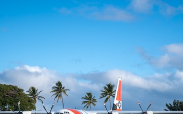 Coast Guard Air Station Barbers Point conducts training