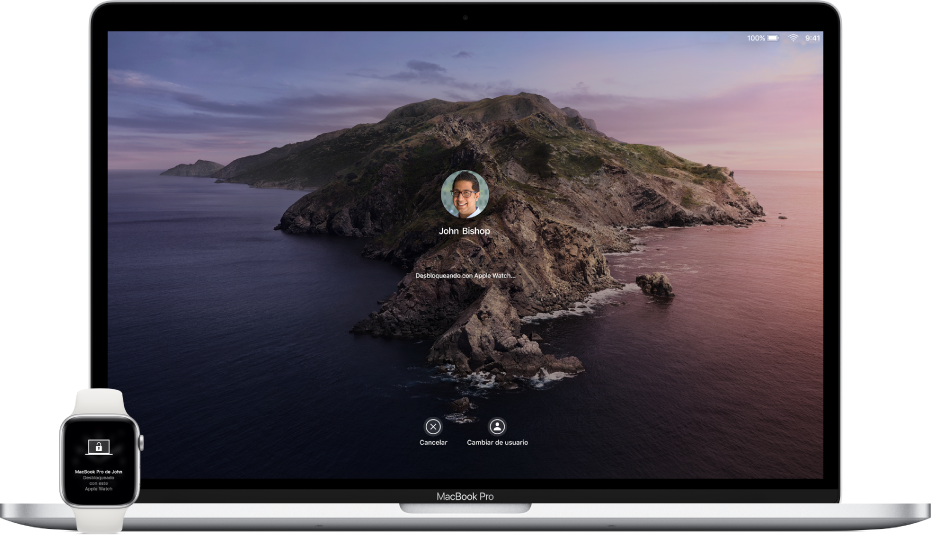Apple Watch mostrando una notificación que indica que se está desbloqueando una Mac junto a la computadora que se está desbloqueando.
