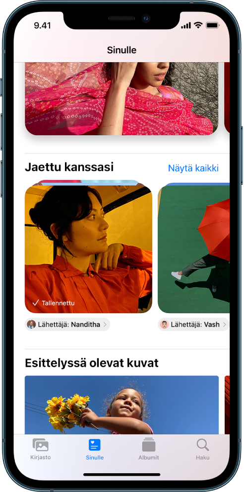 Kuvat-apissa Sinulle-näyttö näyttää Jaettu kanssasi -valokuvakokoelmat. Jokaisen kokoelman alapuolella on kuvat jakaneen yhteyshenkilön nimi ja painike, josta voit vastata yhteyshenkilölle.