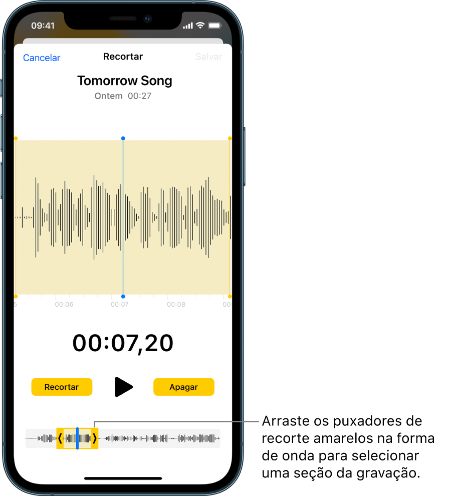 Uma gravação sendo recortada, com os puxadores de recorte amarelos delimitando um trecho da forma de onda do áudio na parte inferior da tela. O botão Reproduzir e um timer de gravação aparecem acima da forma de onda. Os puxadores de recorte estão abaixo do botão Reproduzir. O botão Recortar, para apagar a parte da gravação fora dos puxadores, e o botão Apagar, para apagar a parte da gravação dentro dos puxadores, estão em cada um dos lados do botão Reproduzir.