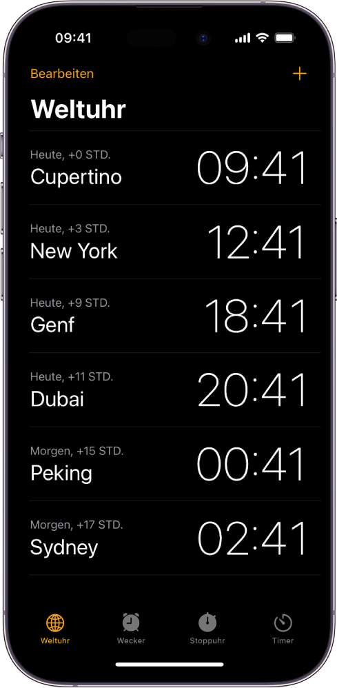 Der Tab „Weltuhr“ mit der Uhrzeit in verschiedenen Städten. Mit der Taste „Bearbeiten“ oben links kannst du Uhren neu anordnen oder löschen. Mit der Taste „Hinzufügen“ oben rechts kannst du weitere Uhren hinzufügen. Unten befinden sich Tasten „Weltuhr“, „Wecker“, „Stoppuhr“ und „Timer“.