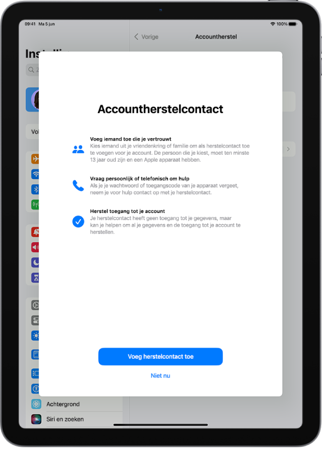 Het scherm 'Accountherstelcontact' met informatie over de functie. Onderin zie je de knop 'Voeg herstelcontact toe'.