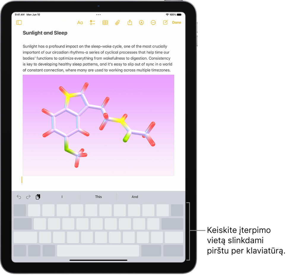 Programoje „Užrašai“ atidarytas dokumentas. Ekraninė klaviatūra apatinėje ekrano dalyje veikia jutiklinio pulto režimu.