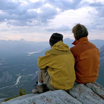 Mountainous landforms, Cloud, Highland, Mountain range, Mountain, Travel, Jacket, Cumulus, Valley, Ridge, 