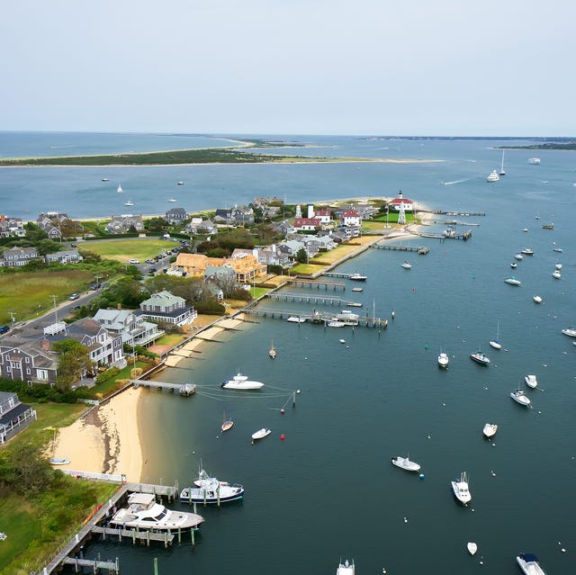 your official travel guide to nantucket