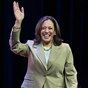 philadelphia, pennsylvania july 13 vice president kamala harris waves while walking on stage at a campaign event at the asian and pacific islander american vote presidential town hall at the pennsylvania convention center on july 13, 2024 in philadelphia, pennsylvania harris continues campaigning ahead of the presidential election as democrats face doubts about president bidenrsquos fitness in his run for re election against former president donald trump photo by drew hallowellgetty images