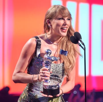 taylor swift accepts the video of the year award for fortnight at the 2024 mtv video music awards held at ubs arena september 11, 2024 in elmont, new york photo by christopher polkbillboard via getty images