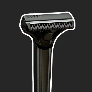 a close up of a razor