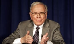 Warren Buffet, pictured in 2006, speaks to a press conference.