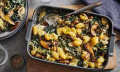 Cavolo nero and mushroom pasta bake