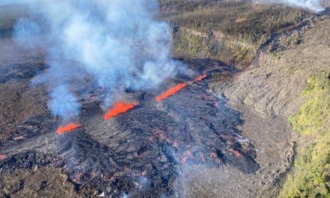 Aerial footage shows Kilauea volcano spewing lava