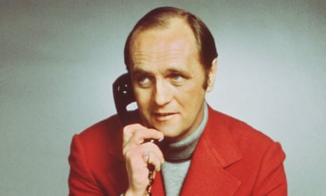 Bob Newhart in 1972 as psychologist Bob Hartley in his eponymous TV sitcom.