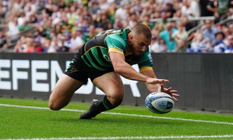 Ollie Sleightholme scores for Northampton against Bath in the Premiership final in June