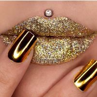 @missjazminad on Instagram: “Repost ✨ Gold glitter lips using Ben Nye Sparklers (Gold Prism) and @shopvioletvoss (Daffodil) glitter ⭐️ #PATSGold001”