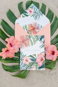 Hibiscus wedding invitations | Sandra Hützen Fotografie