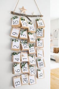 DIY Adventskalender aus Papiertüten zum (Wieder)Befüllen: Anleitung & Vorlage