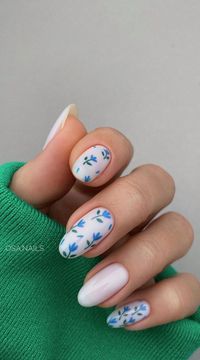 floral nail designs, floral nail designs 2023, floral nails, floral nail art, flower nails, flower nail designs, simple floral nail Designs, Simple floral nails, summer floral nails, Summer flower nails, flower nail designs for short nails, spring flower nail designs for short nails